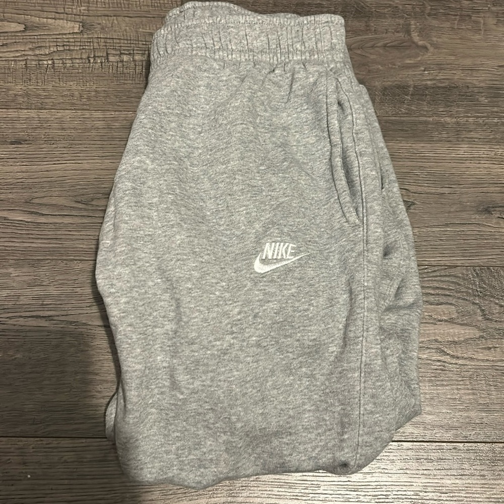 Nike Sweatpants